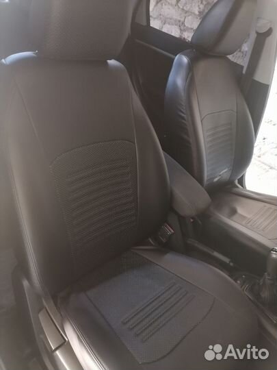 Авточехлы на LADA vesta