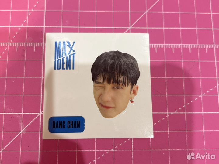 Наклейка бан чана