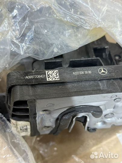 Замок двери Mercedes A099720041