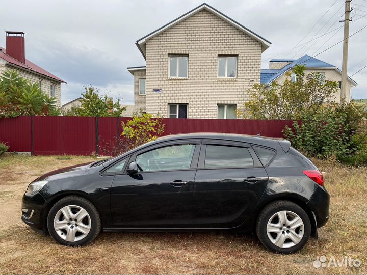Opel Astra 1.6 AT, 2014, 168 000 км