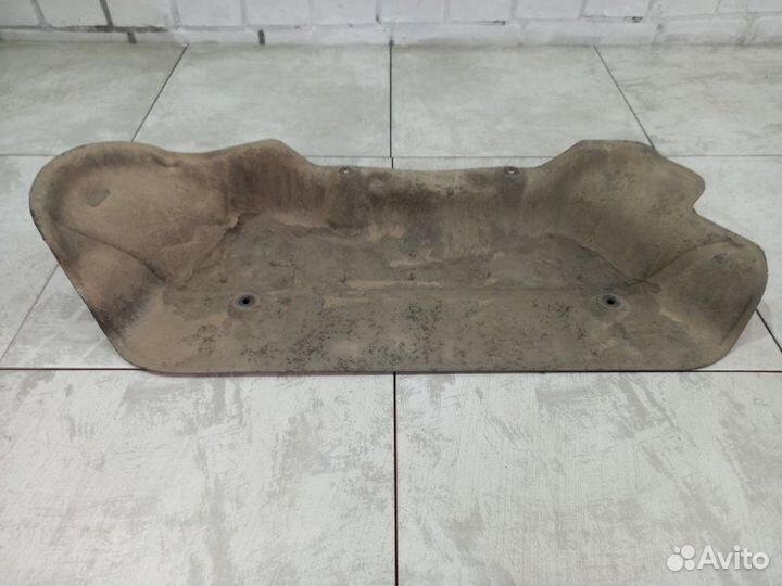 Пыльник пневмокомпрессора Audi A8 D4 4.2 FSI 2012