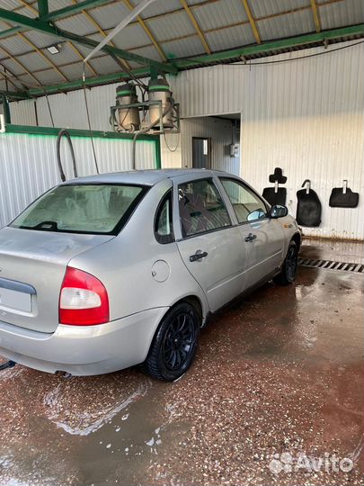 LADA Kalina 1.6 МТ, 2005, битый, 35 000 км