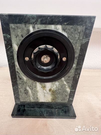 Настольные часы винтаж змеевик бронза