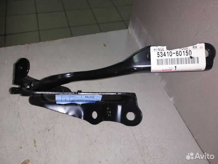 Петля капота toyota land cruiser 200 lexus LX570