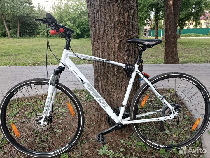 Влесипед merida crossway40