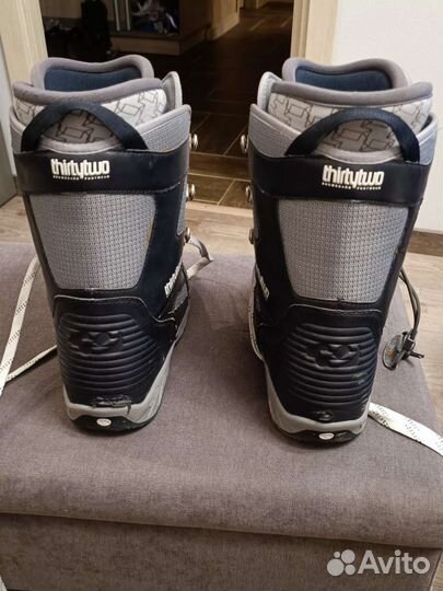 Сноубордические ботинки thirtytwo