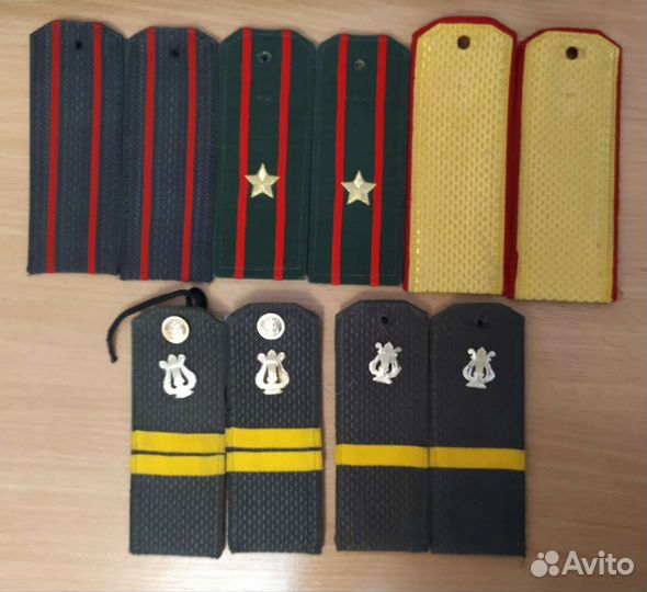 Шевроны нашивки погоны значки