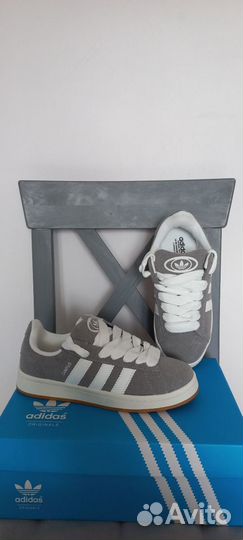 Кроссовки женские adidas