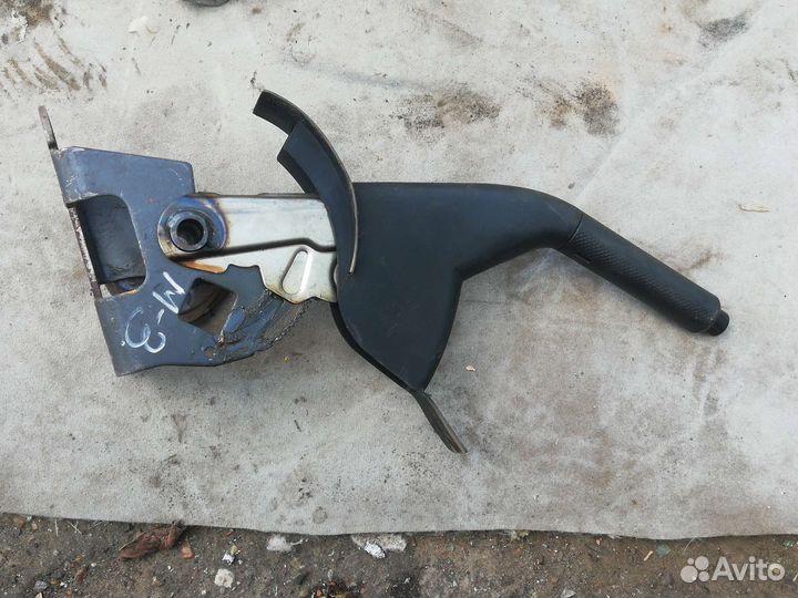 Рычаг ручного тормоза Мазда 3 вк