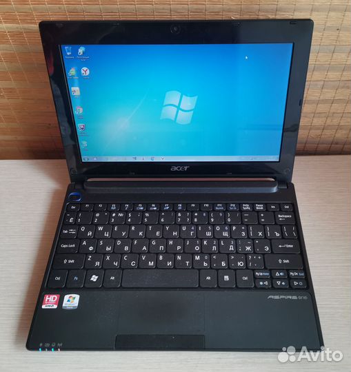 Нетбук Acer aspire ONE 522