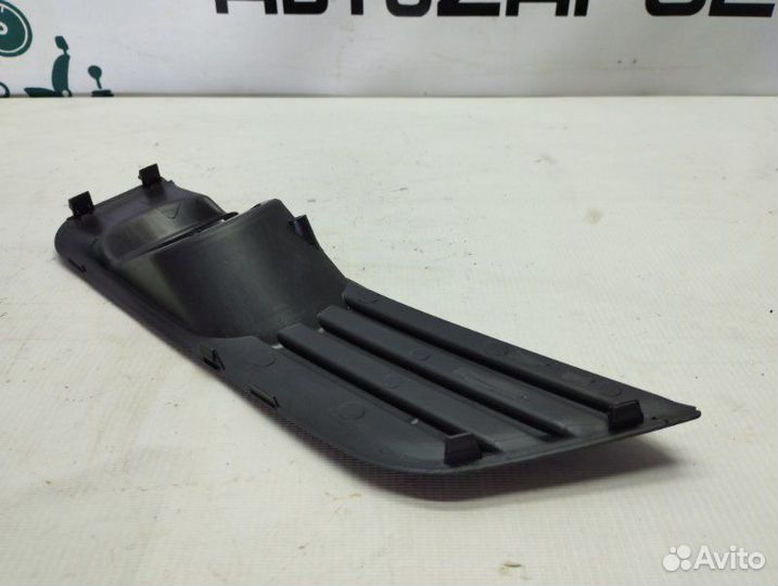 Накладка птф передняя левая Ford Focus 2 2005 2006