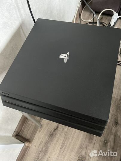 Sony PS4 pro 1tb