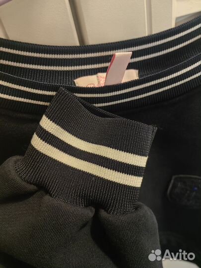 Стильный школьный укороченный свитшот