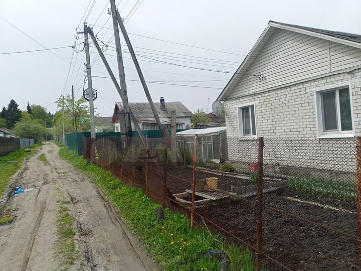 Дом 56 м² на участке 4 сот.