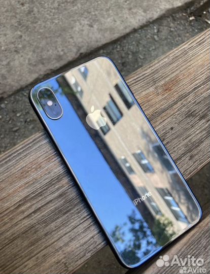 Телефон iPhone XS