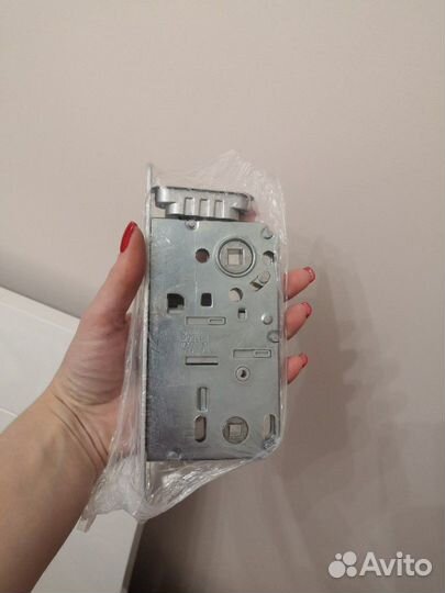 Дверной магнитный замок (новый)