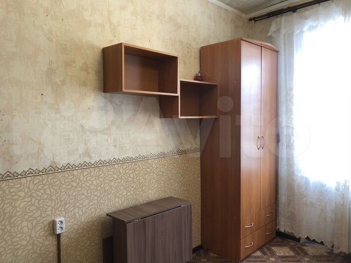 Комната 11 м² в 5-к., 4/5 эт.