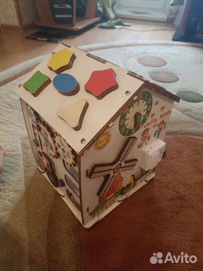 Бизиборд домик бу