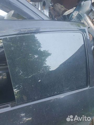 Рено сандеро 1 стекло заднее правое