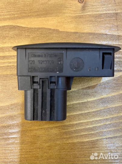 Кнопка стеклоподъемника LADA калина