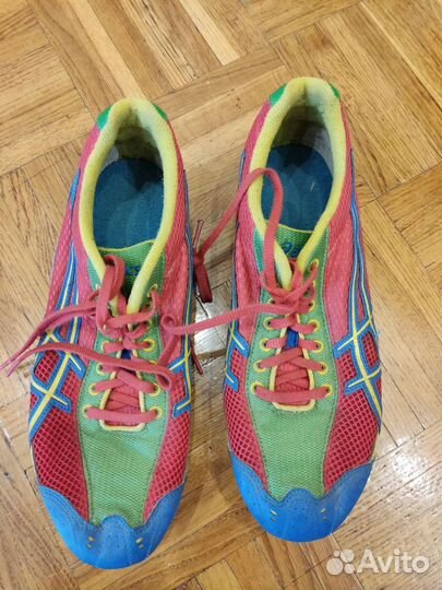 Легкоатлетические шиповки Asics