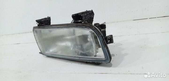 Правая противотуманная фара Saab 9-5 1