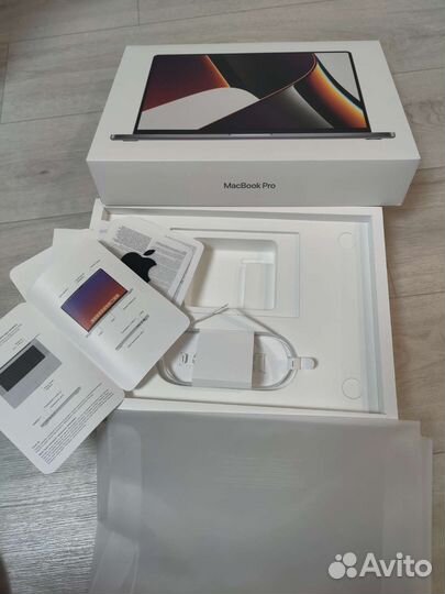 Коробка от macbook pro и air