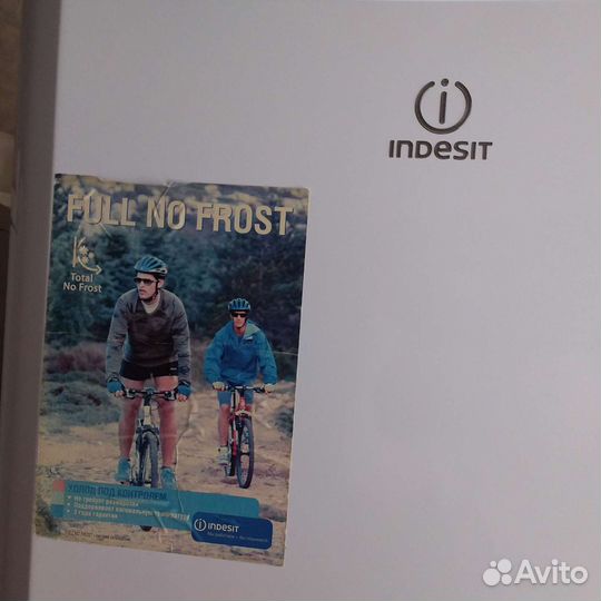 Холодильник бу indesit
