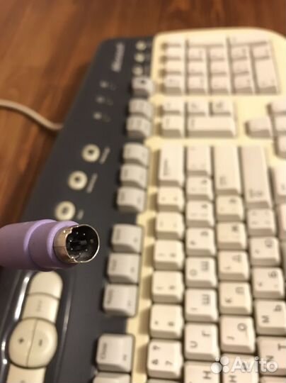 Клавиатура PS/2 Microsoft