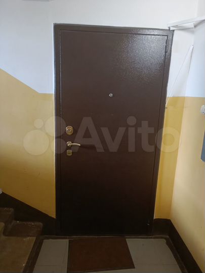 2-к. квартира, 52 м², 1/5 эт.