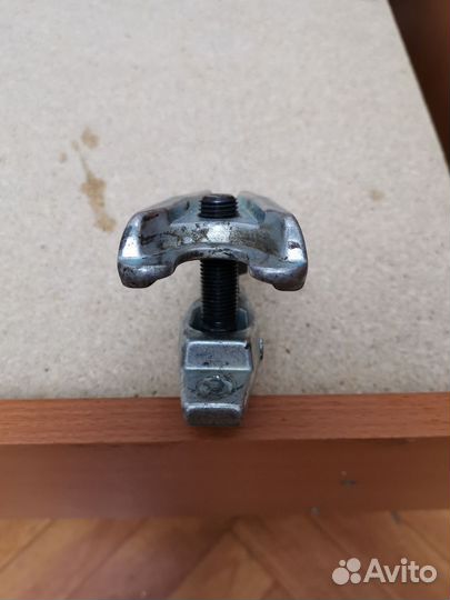 Съемник шаровых опор, шарниров, Jonnesway