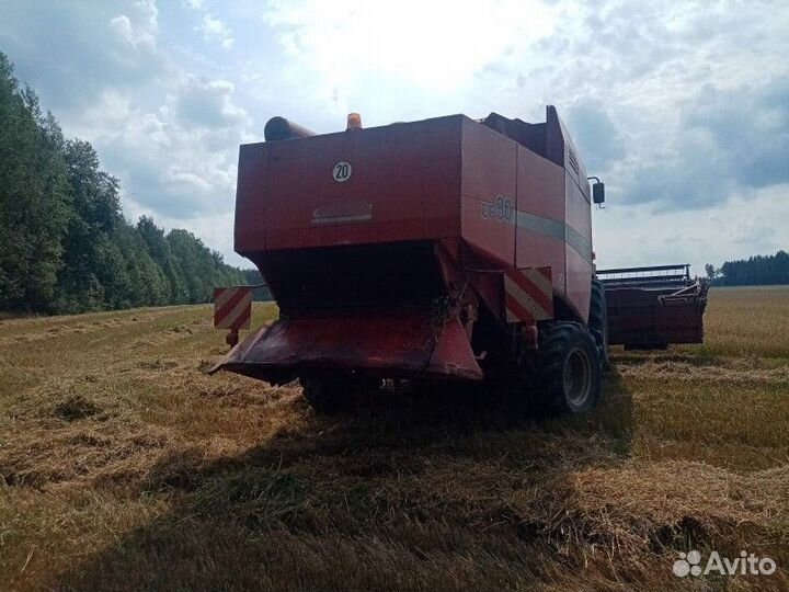 Комбайн Case IH CF80, 2001