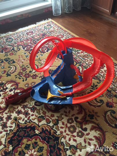 Трек Hot Wheels Вулкан