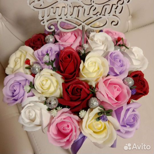 Композиция из мыльных роз