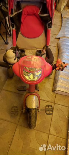 Детский велосипед с ручкой