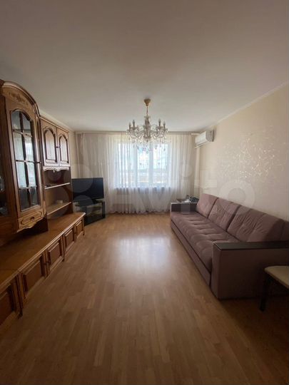 3-к. квартира, 73 м², 7/10 эт.