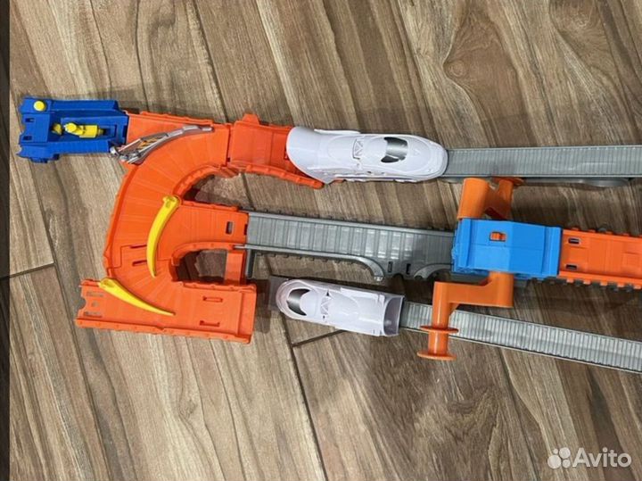 Hot wheels поезд экспресс трюки