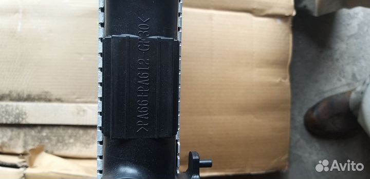 Радиатор основной на автомобиль тайота хайс