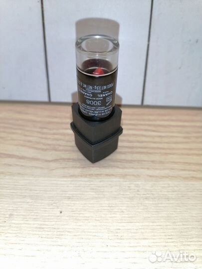 Матовая помада Chanel rouge Allure velvet extr,110