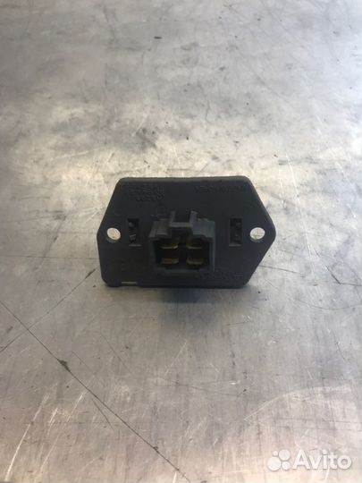 Резистор отопителя (печки) Chevrolet Spark M200