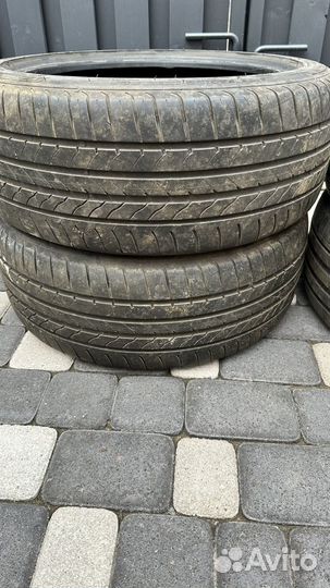 Goodyear EfficientGrip 225/45 R18