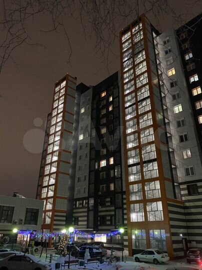 1-к. квартира, 52 м², 10/15 эт.