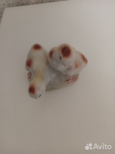 Фарфоровая статуэтка Цыплята, Румыния 1960 гг