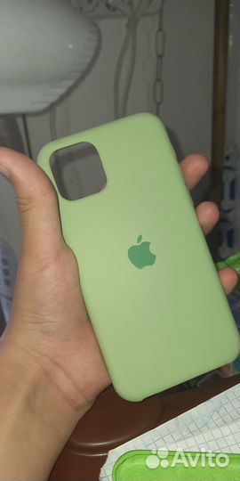 Чехол на iPhone 11