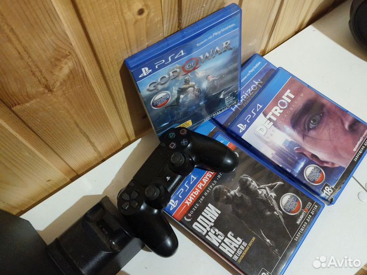 Sony playstation 4 pro 1tb с играми Ps4 2 геймпада