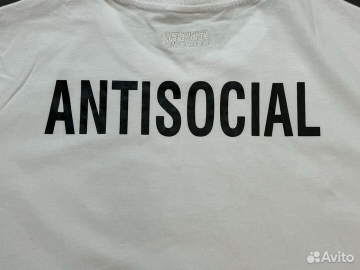 Футболка Vetements Antisocial