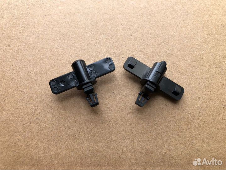 Держатель распылитель омывателя фары Toyota Lexus