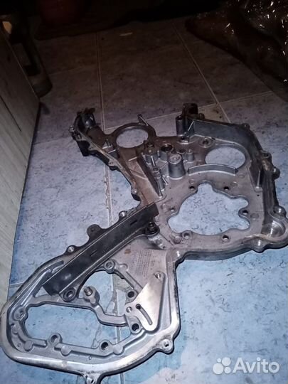 Лобовина двигателя Nissan yd25ddti