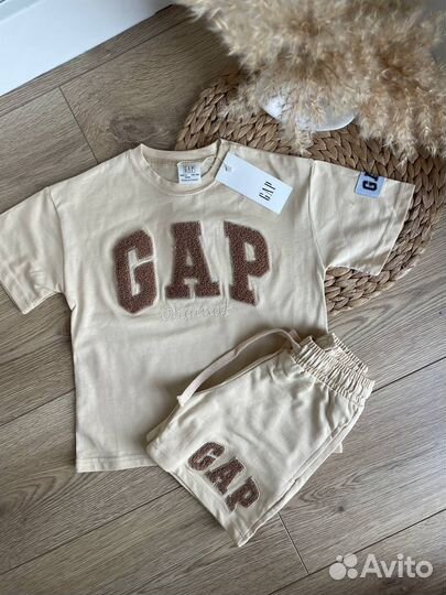 Костюм на мальчика GAP 104р и 128р