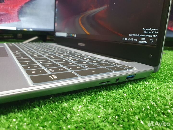 Новый ноутбук i5 12GB DDR4 512GB SSD